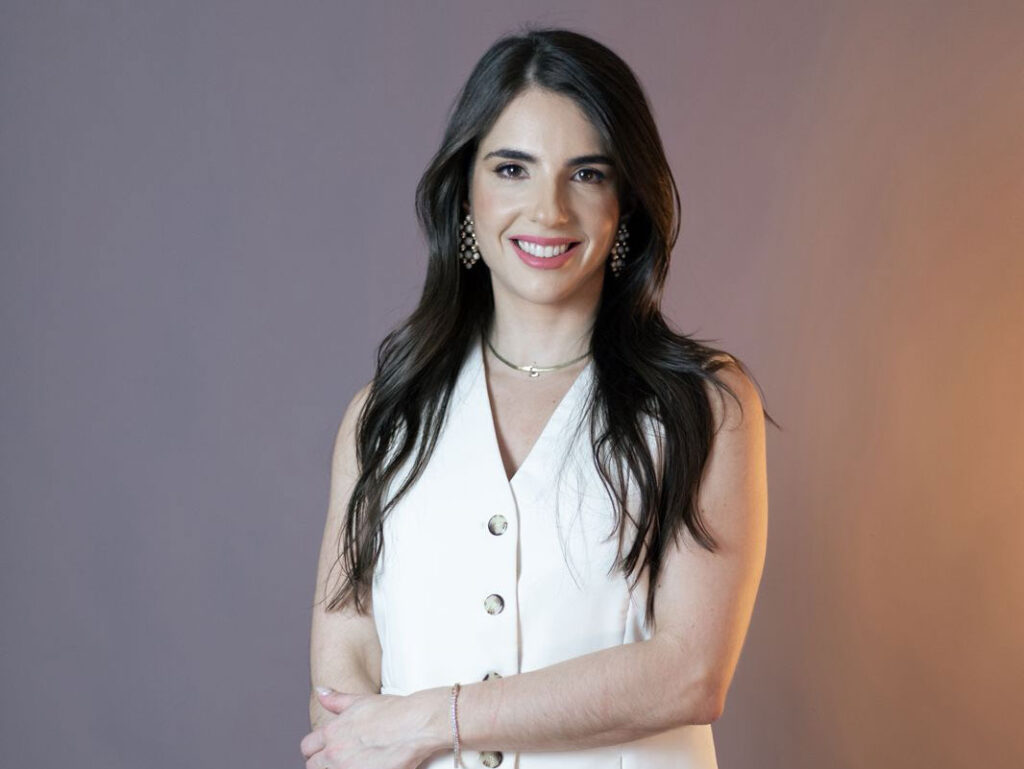Dra. Lais Abdalla